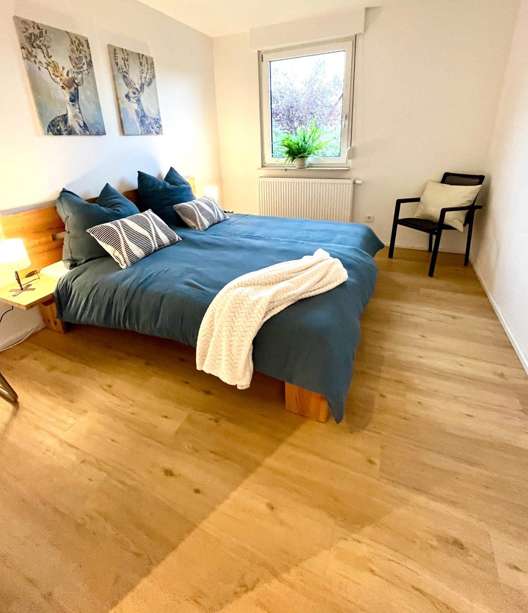 Ferienhaus Weinbergblick - Nahe Wuerzburg - 2 Schlafzimmer - Familienfreundlich - Terrasse Unterleinach Esterno foto