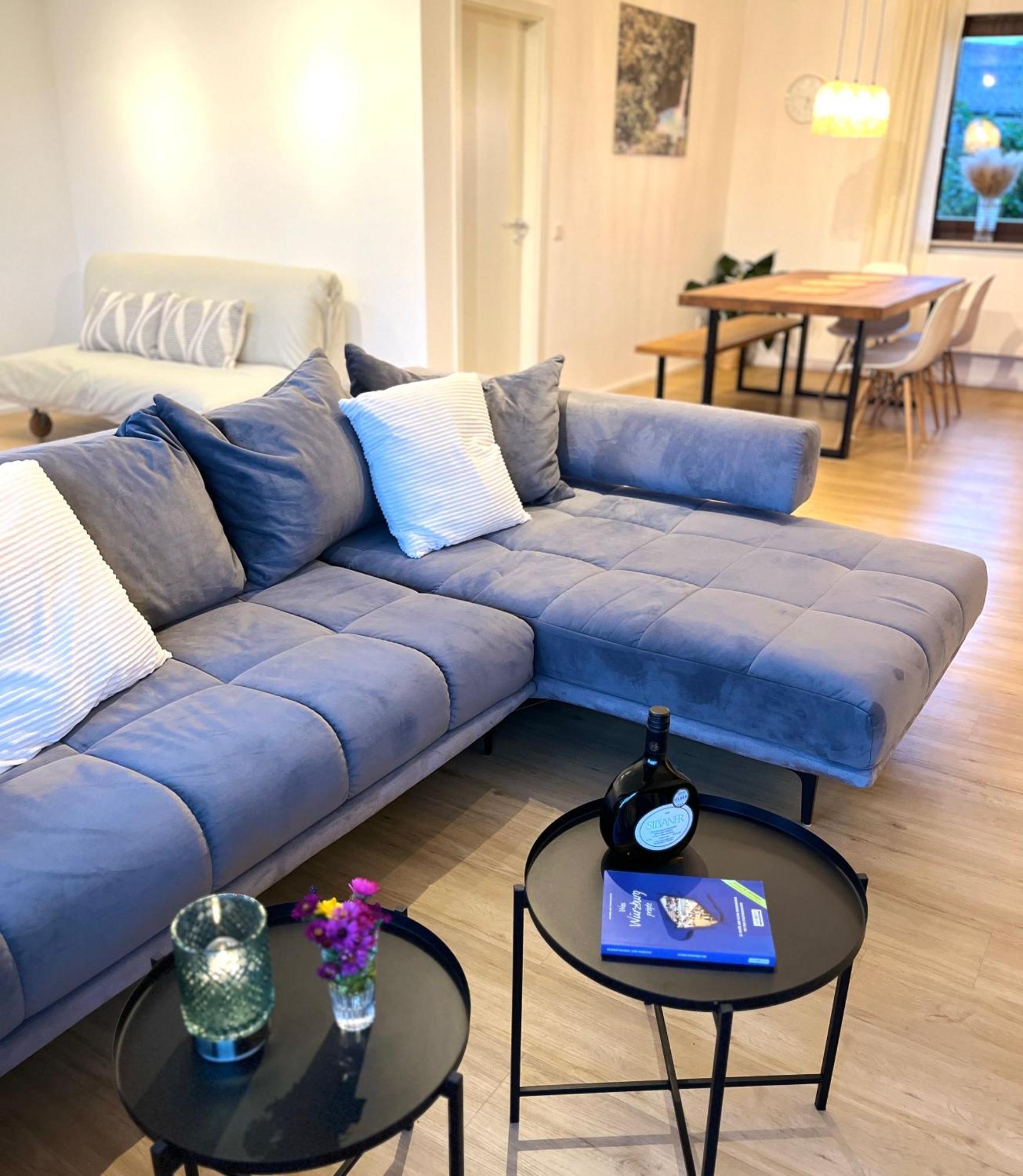 Ferienhaus Weinbergblick - Nahe Wuerzburg - 2 Schlafzimmer - Familienfreundlich - Terrasse Unterleinach Esterno foto